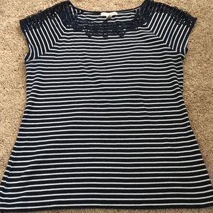 Lace trim blue/white stripe t-shirt - L